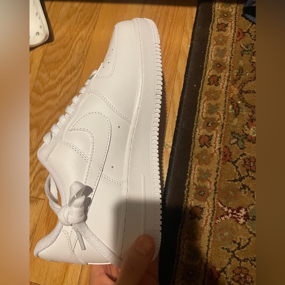 brand new af1 size 9, got them for a friend but they don’t fit him - Picture 3 of 6